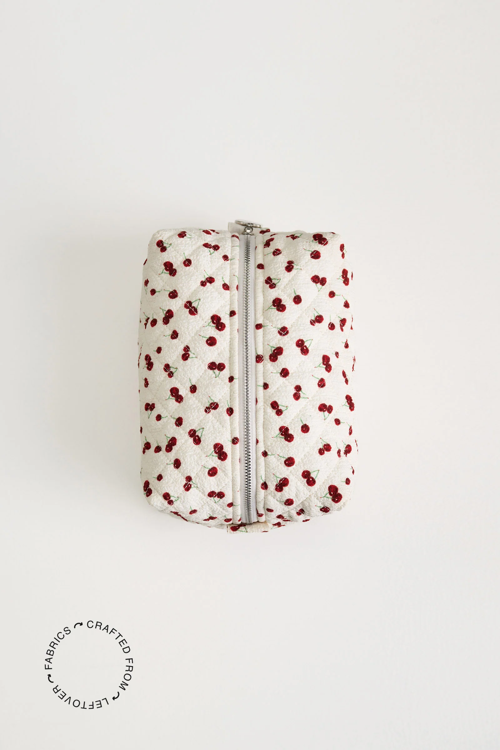 Aurora Medium Beauty Bag - Image 4